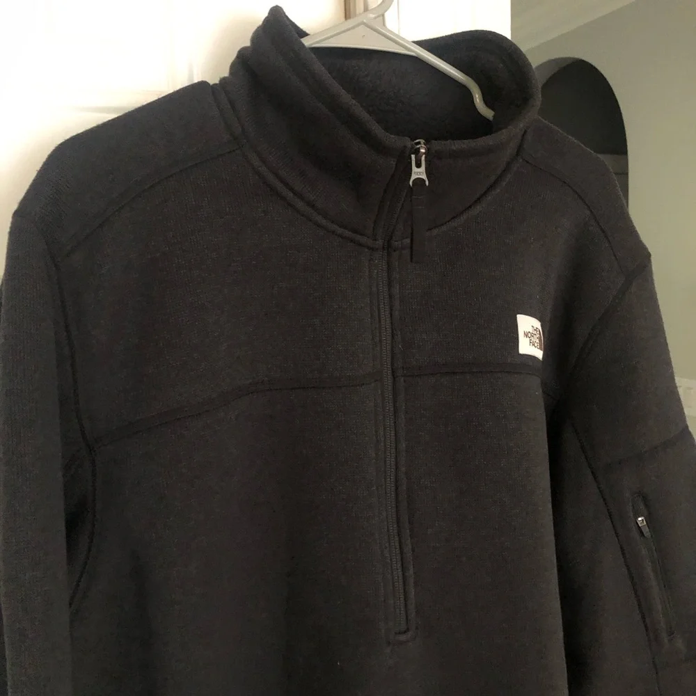 New: The North Face Gordon Lyons ¼-Zip. Size XL